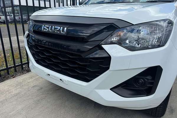 2025 Isuzu D-MAX SX