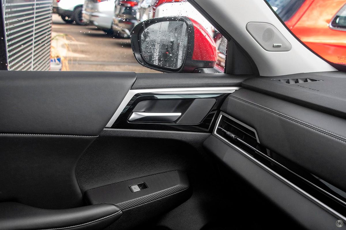 2025 Mitsubishi Outlander Aspire ZM