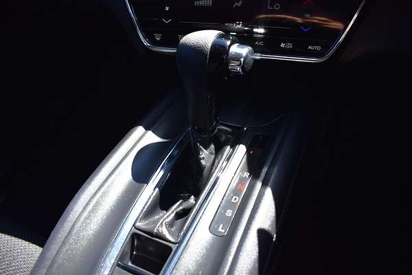 2016 Honda HR-V VTi-S