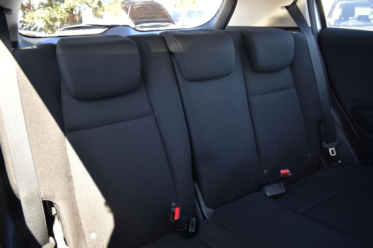 2016 Honda HR-V VTi-S