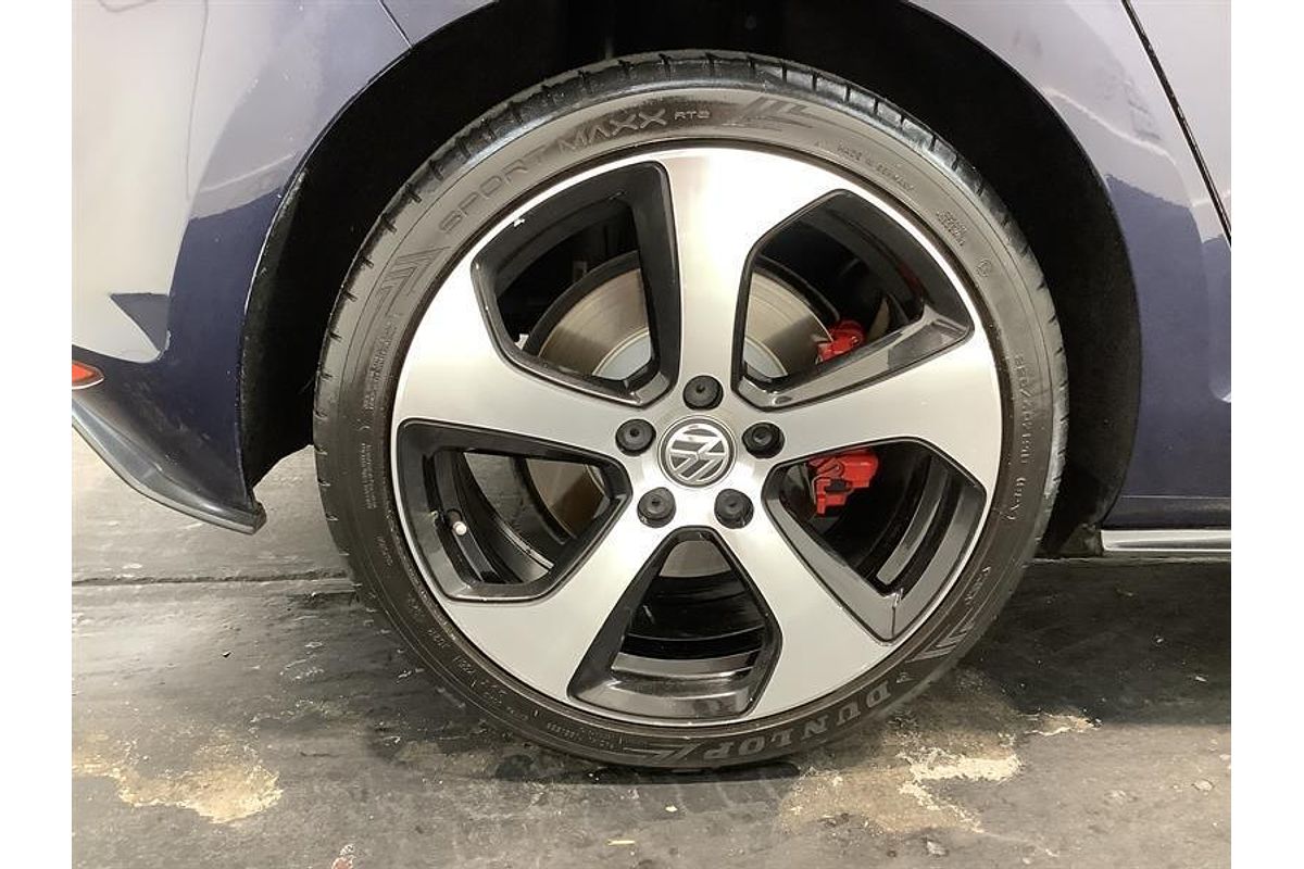 2016 Volkswagen Golf GTI 7