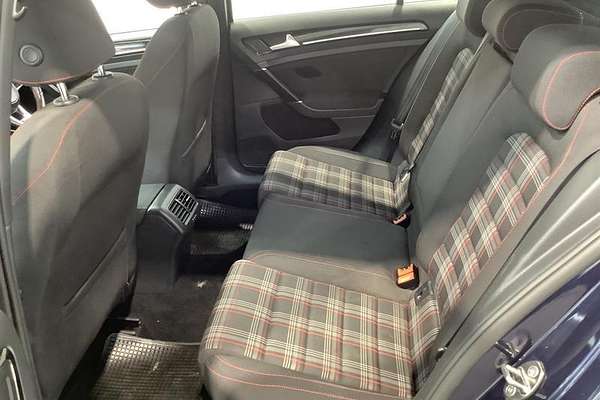 2016 Volkswagen Golf GTI 7