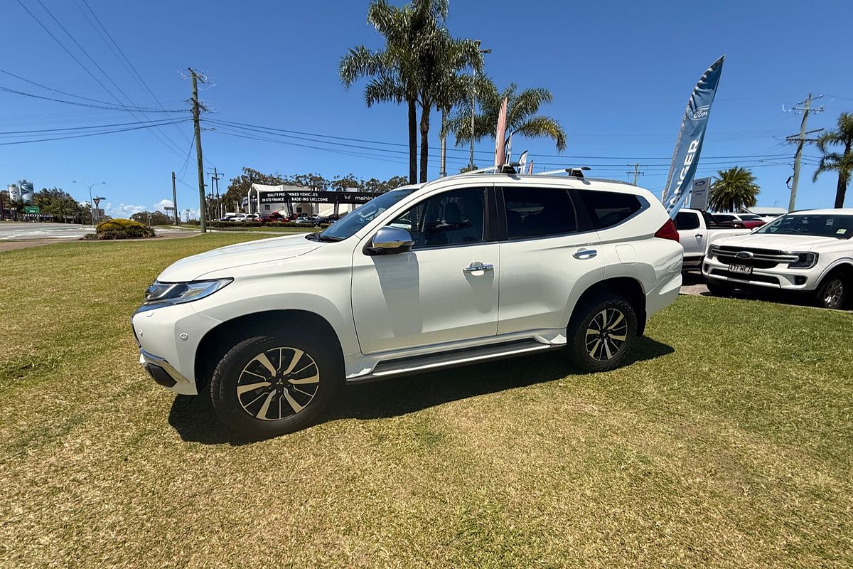2016 Mitsubishi Pajero Sport Exceed QE