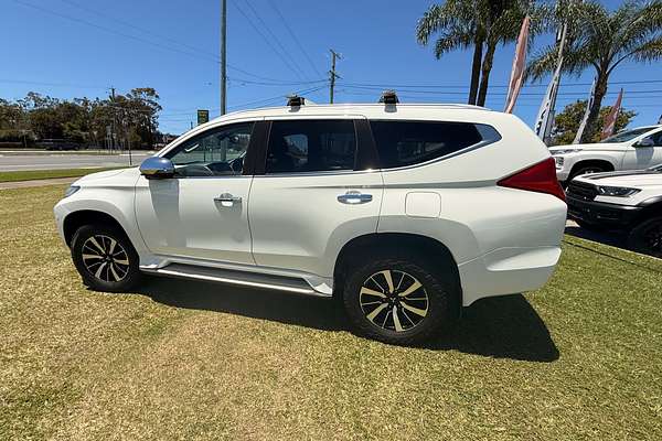 2016 Mitsubishi Pajero Sport Exceed QE