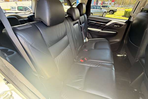 2016 Mitsubishi Pajero Sport Exceed QE