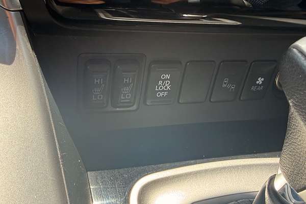 2016 Mitsubishi Pajero Sport Exceed QE