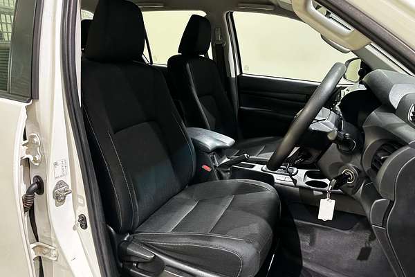 2022 Toyota Hilux SR GUN126R 4X4