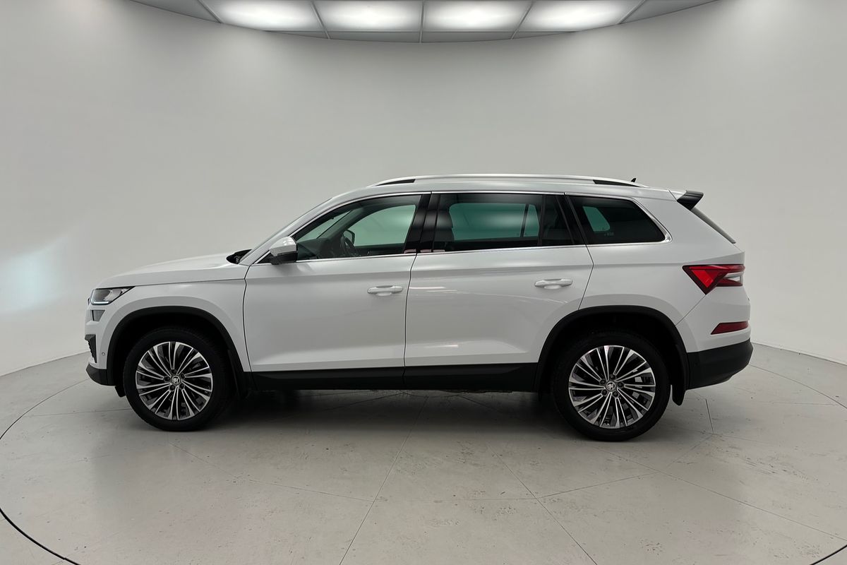 2022 Skoda KODIAQ STYLE (4x4) 7 SP AUTO DIRECT SHIFT 4D WAGON T4 2022 Skoda KODIAQ STYLE (4x4) 7 SP AUTO DIRECT SHIFT 4D WAGON T4