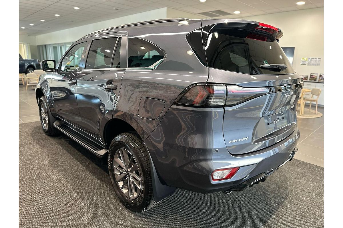 2025 Isuzu MU-X LS-U