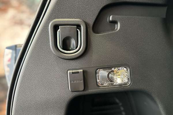 2025 Isuzu MU-X LS-U