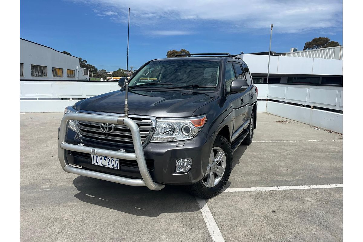 2014 Toyota Landcruiser Sahara VDJ200R