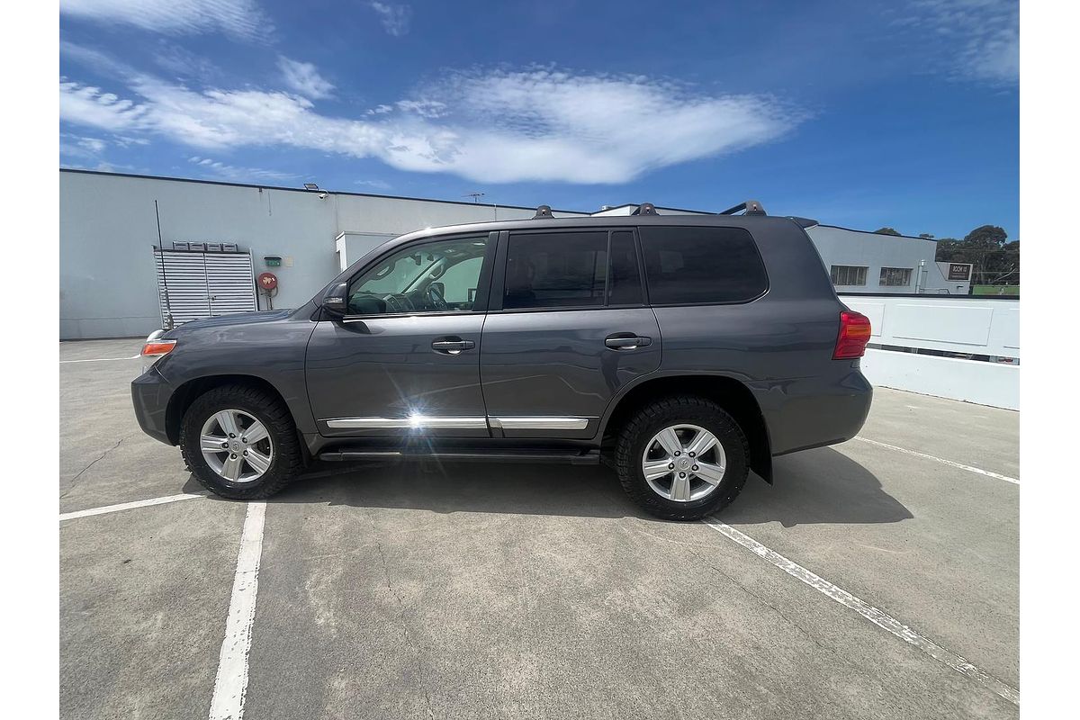 2014 Toyota Landcruiser Sahara VDJ200R