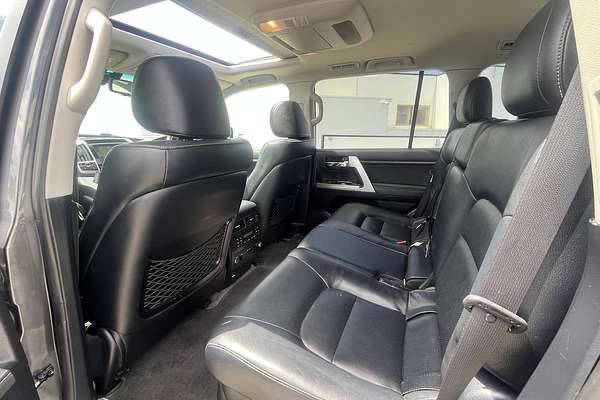 2014 Toyota Landcruiser Sahara VDJ200R