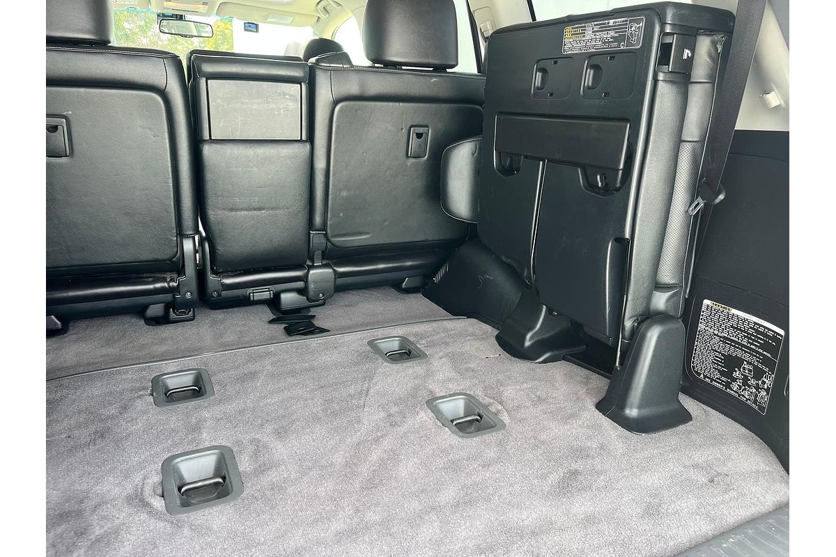 2014 Toyota Landcruiser Sahara VDJ200R