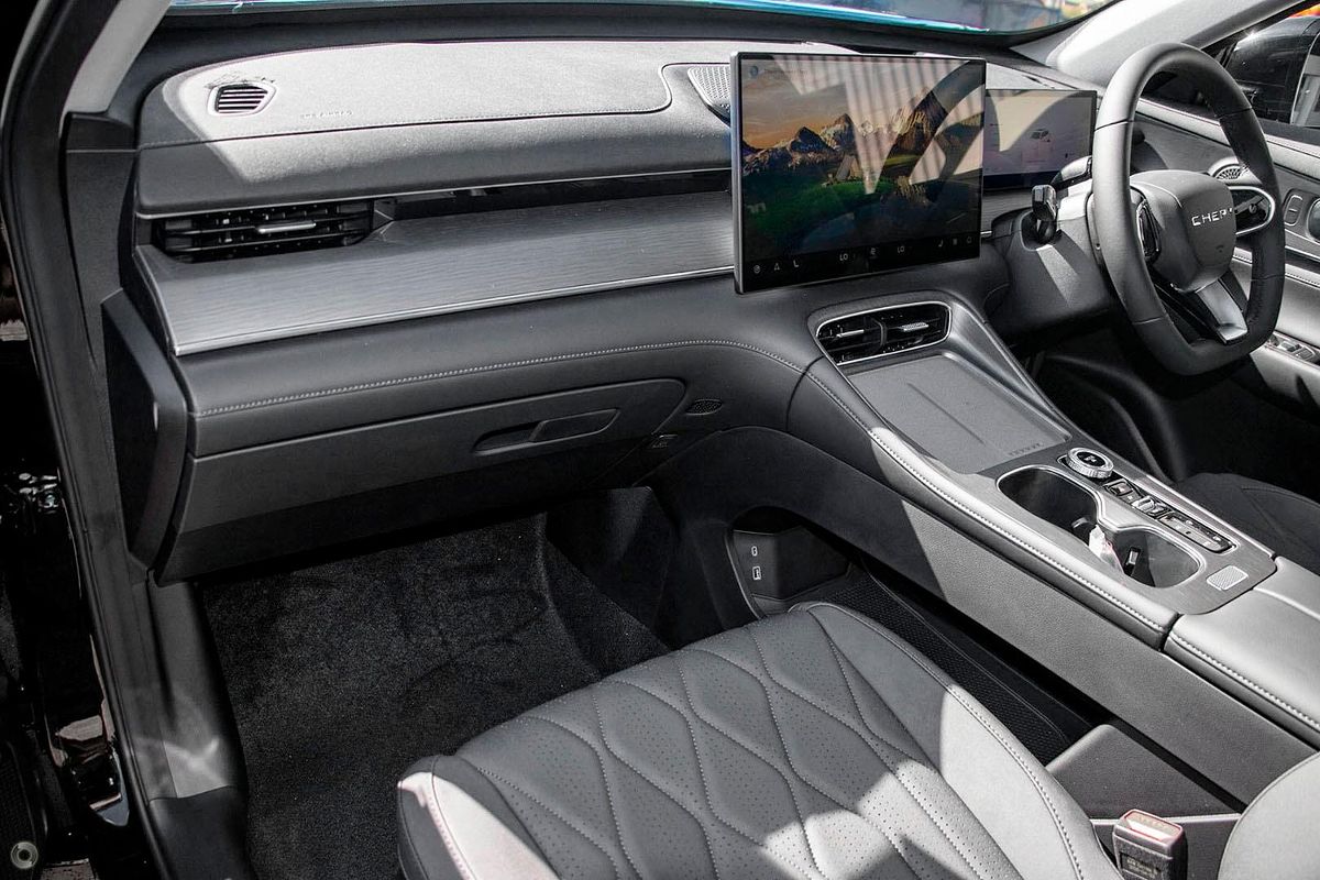 2025 Chery Tiggo 8 Super Hybrid Ultimate T31