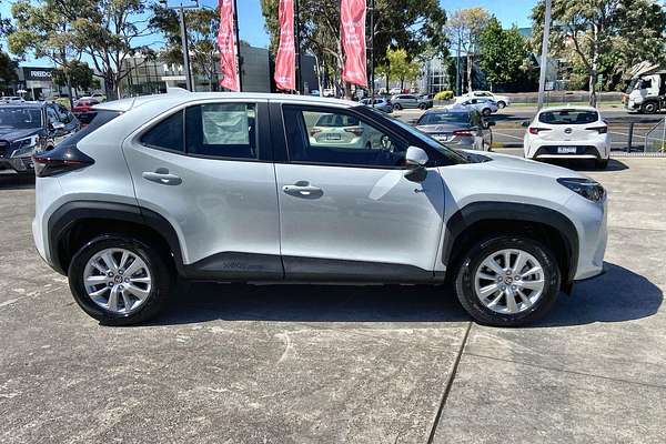 2024 Toyota Yaris Cross GX MXPJ10R