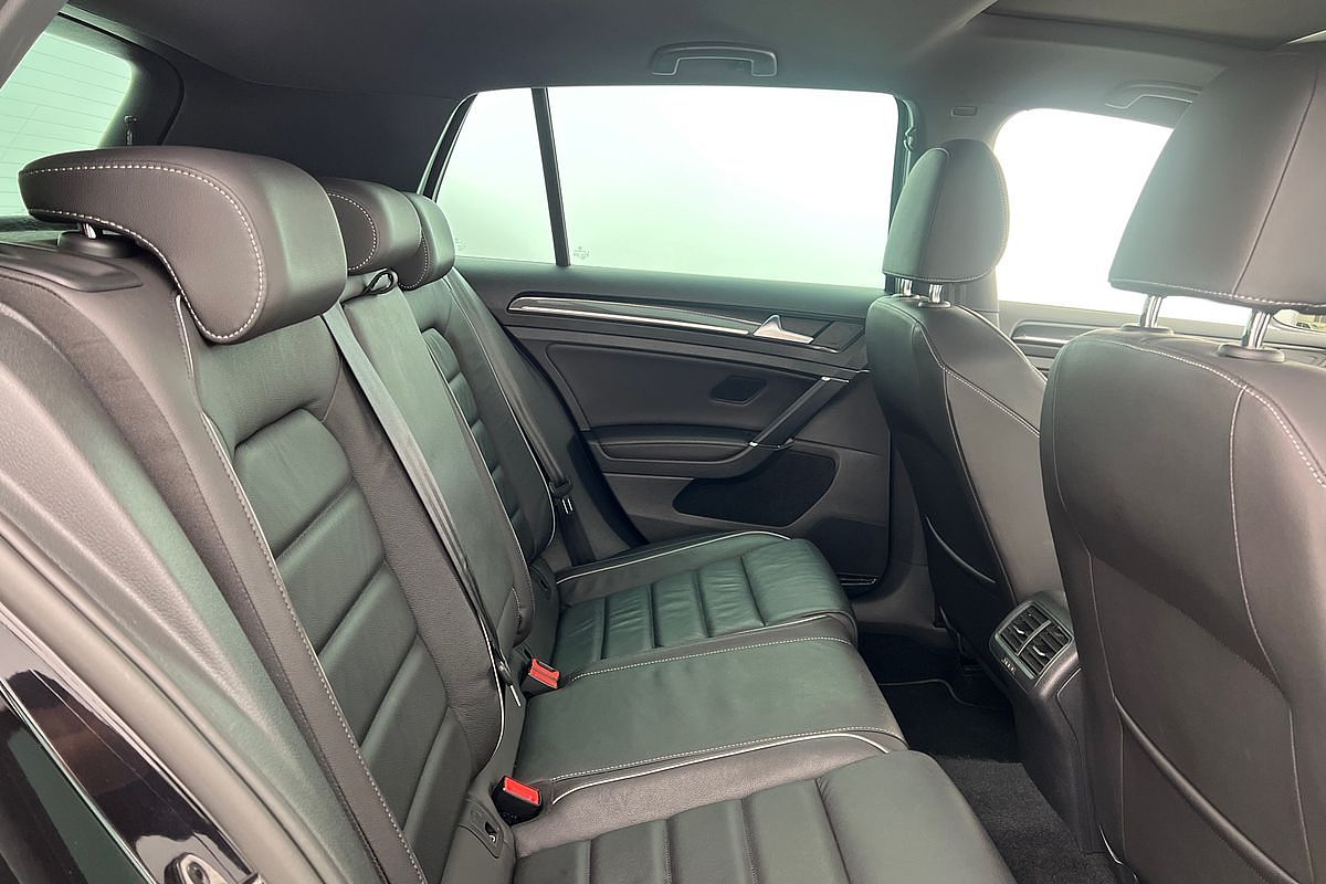 2019 Volkswagen Golf R 7.5