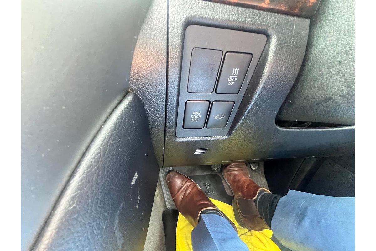 2014 Toyota Landcruiser Sahara VDJ200R