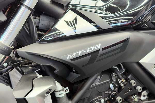2017 Yamaha MT-03 ABS 321 (MT03LA) LA