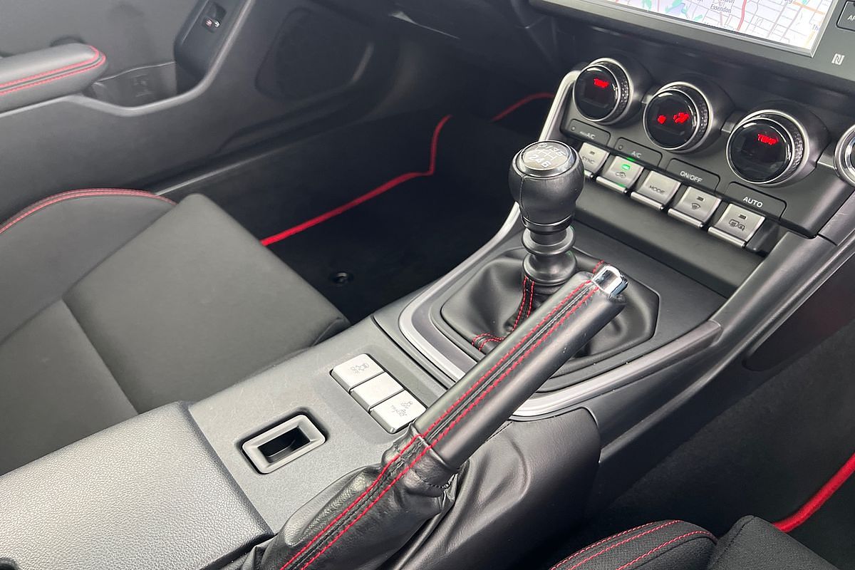 2022 Subaru BRZ S ZD8