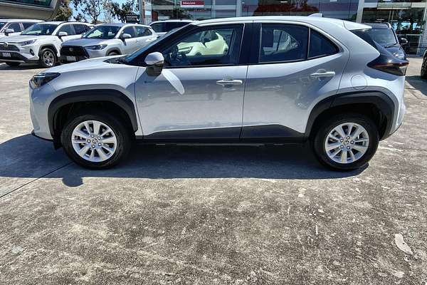 2024 Toyota Yaris Cross GX MXPJ10R