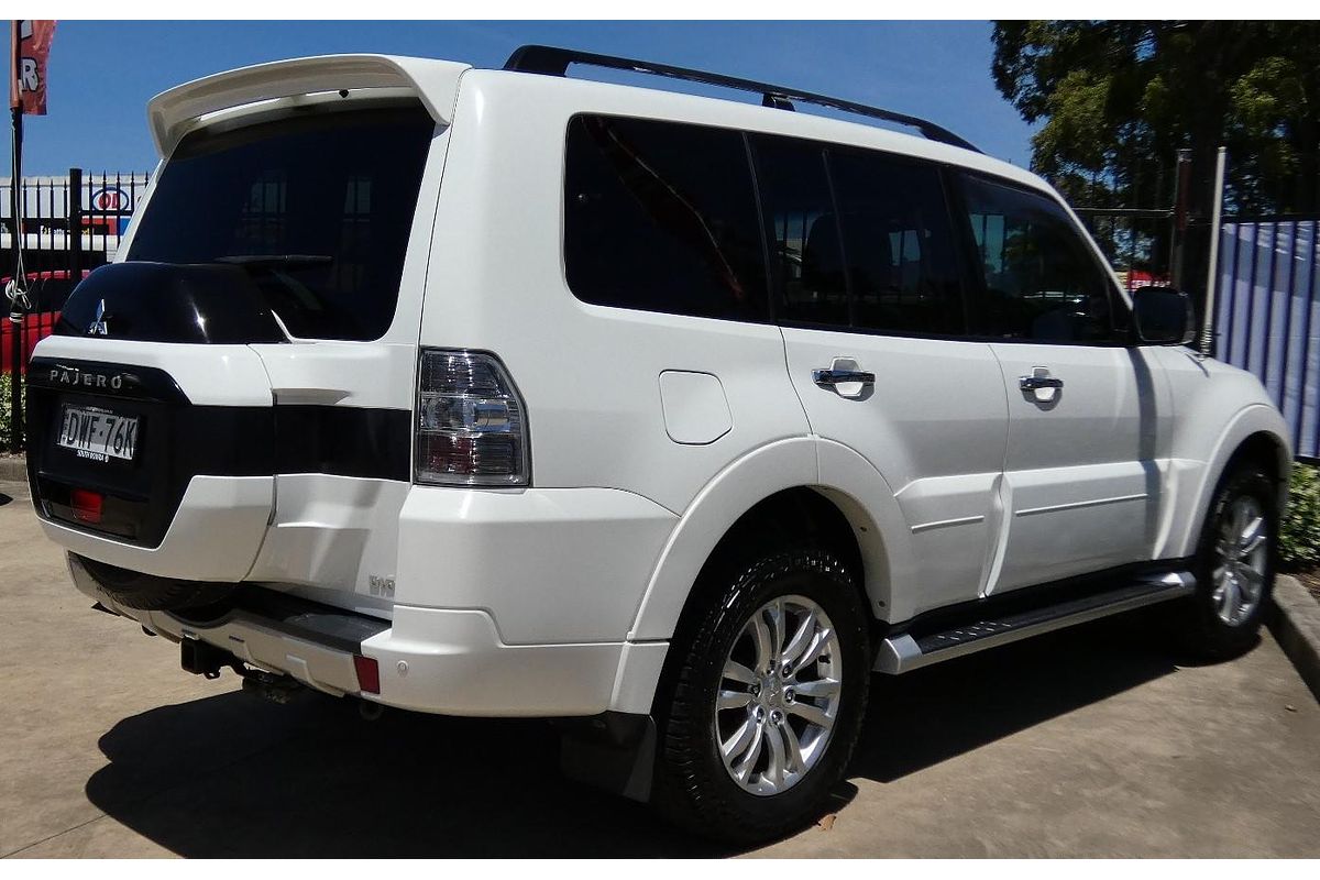 2018 Mitsubishi Pajero GLS NX