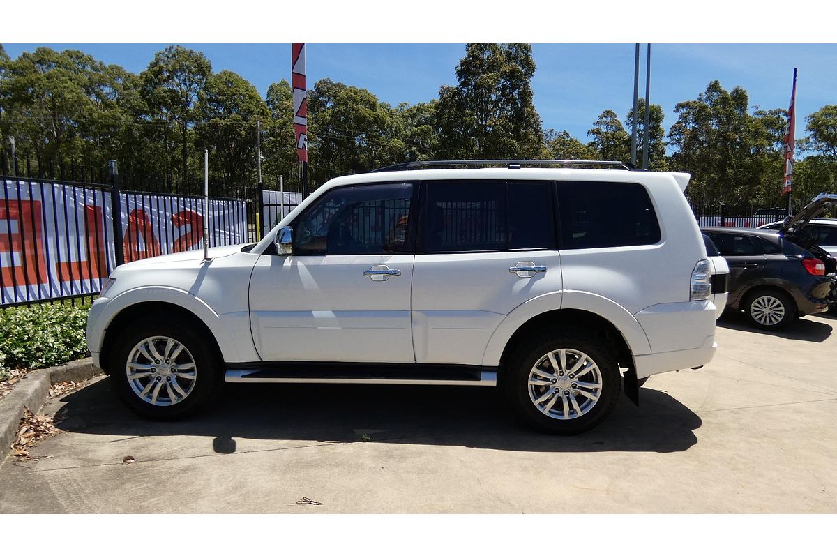 2018 Mitsubishi Pajero GLS NX