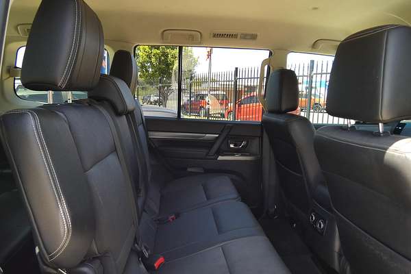 2018 Mitsubishi Pajero GLS NX