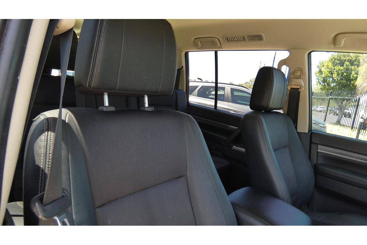 2018 Mitsubishi Pajero GLS NX