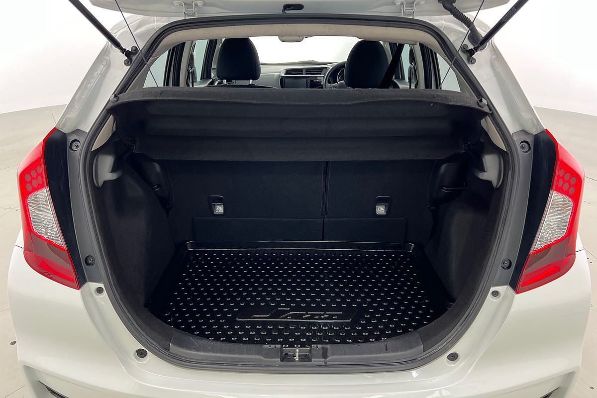 2020 Honda Jazz VTi GF