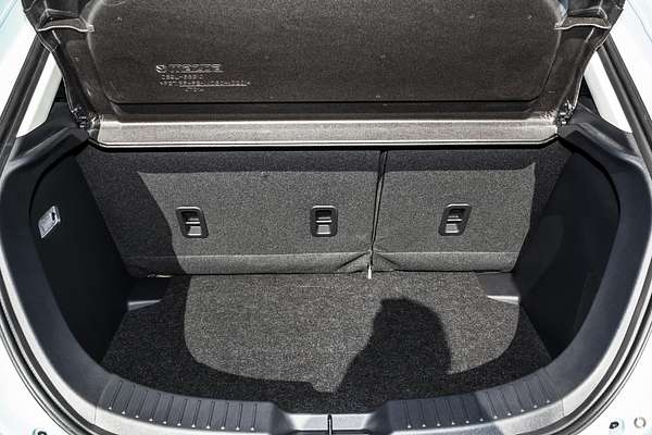 2025 Mazda 2 G15 Evolve DJ Series