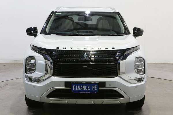 2022 Mitsubishi Outlander Exceed ZM