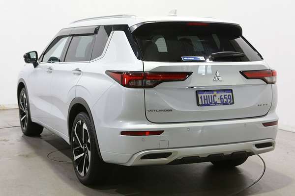2022 Mitsubishi Outlander Exceed ZM