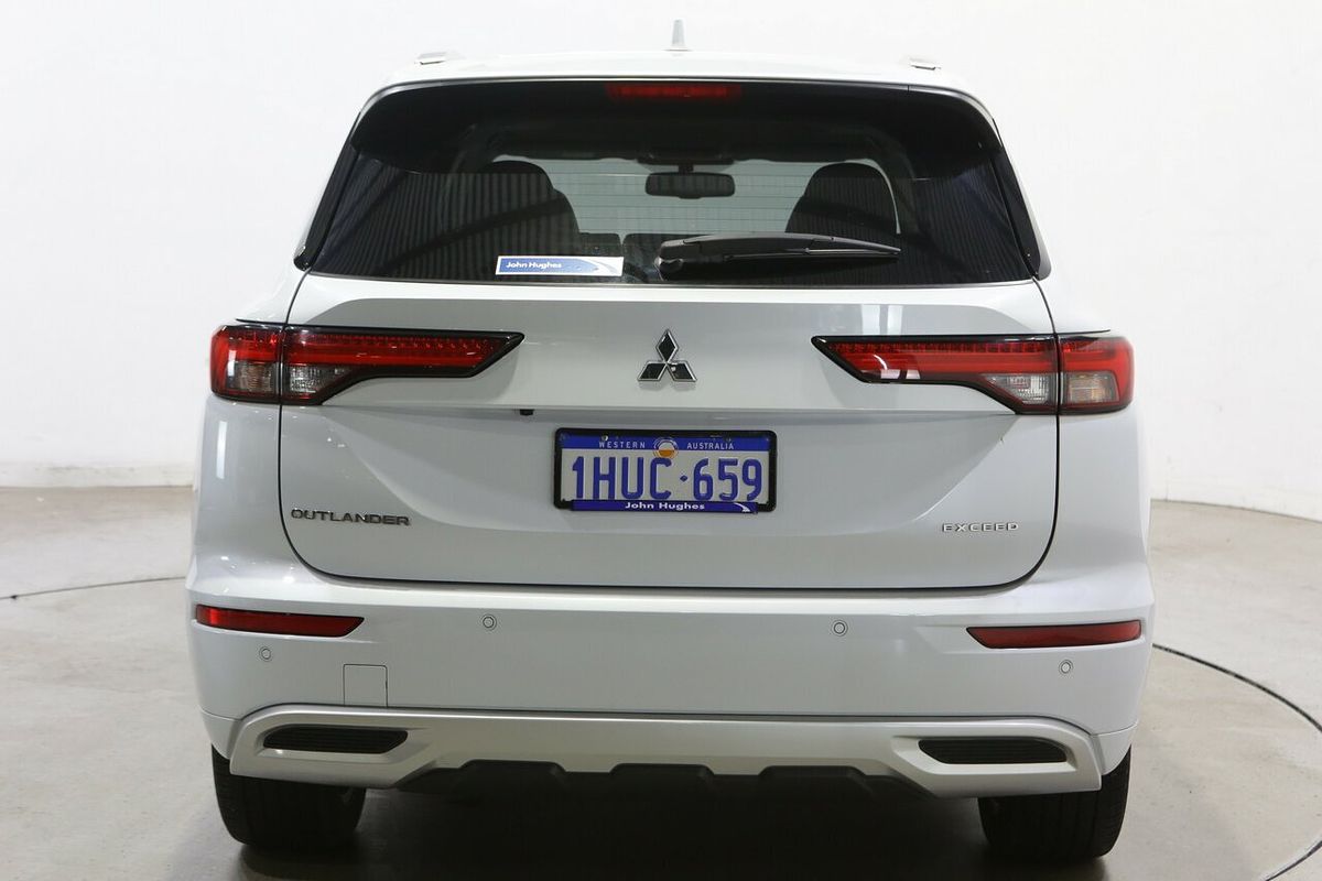 2022 Mitsubishi Outlander Exceed ZM