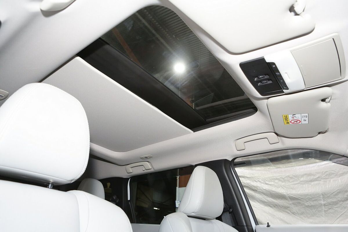 2022 Mitsubishi Outlander Exceed ZM