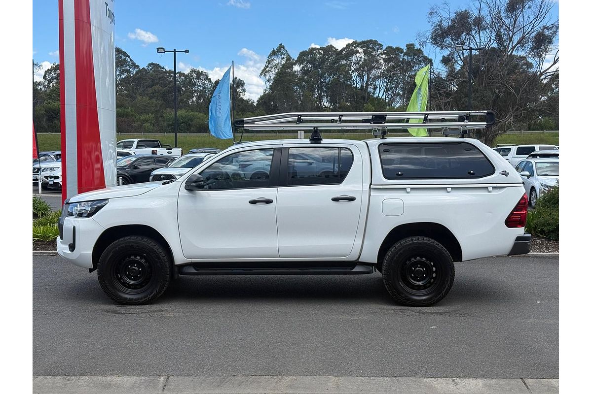 2021 Toyota Hilux SR GUN126R 4X4