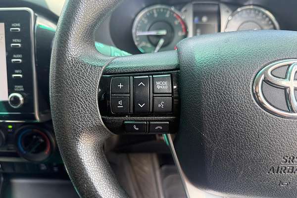 2021 Toyota Hilux SR GUN126R 4X4