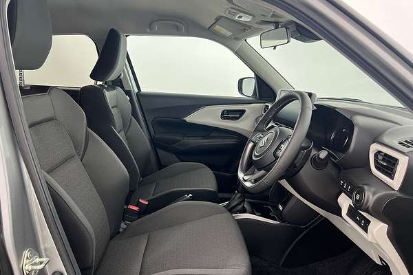 2025 Suzuki Swift Hybrid GLX UZ thumb-8