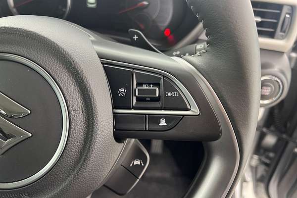 2025 Suzuki Swift Hybrid GLX UZ thumb-12