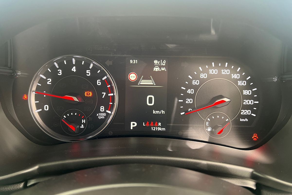 2025 Suzuki Swift Hybrid GLX UZ