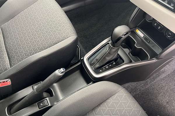 2025 Suzuki Swift Hybrid GLX UZ thumb-15