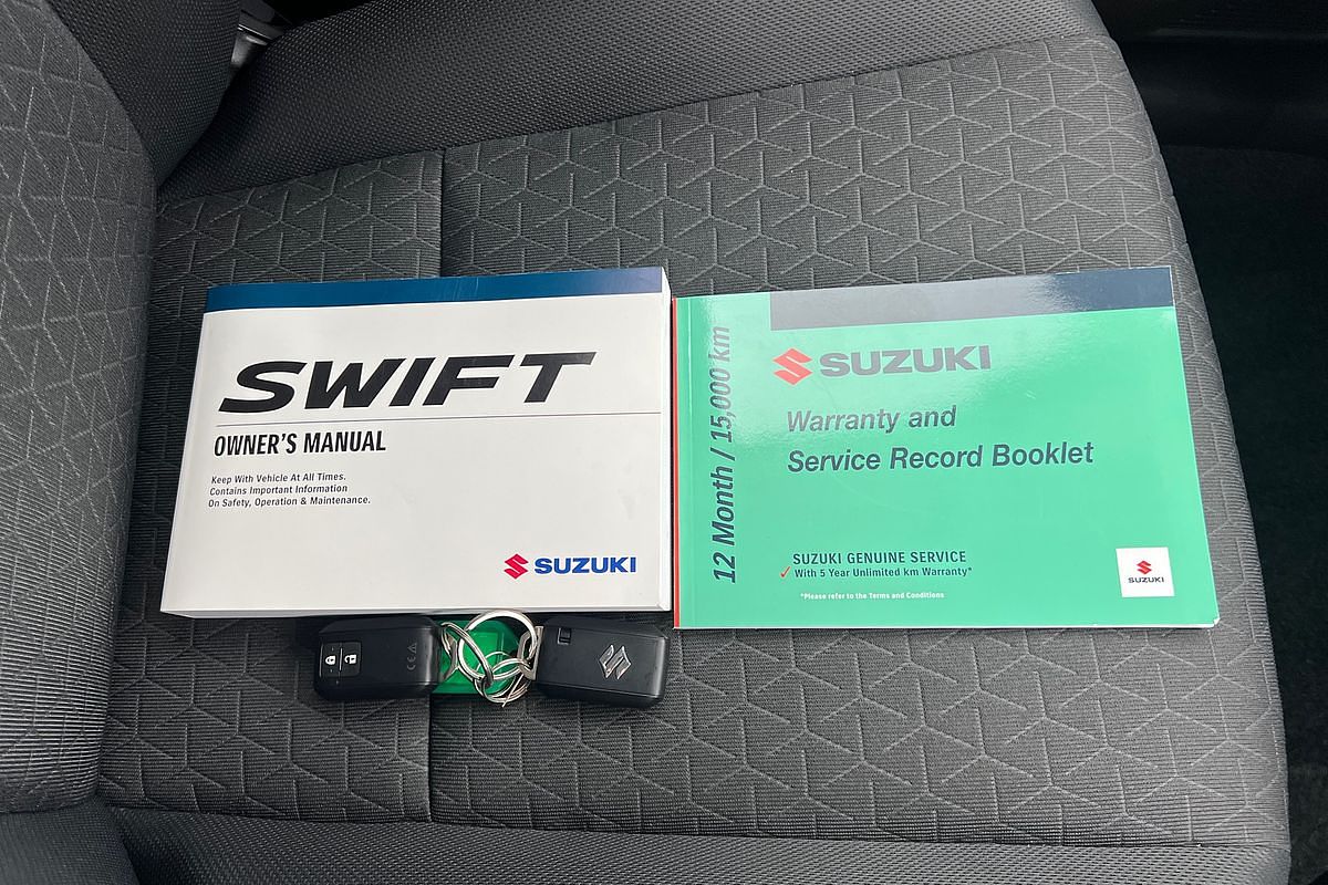 2025 Suzuki Swift Hybrid GLX UZ