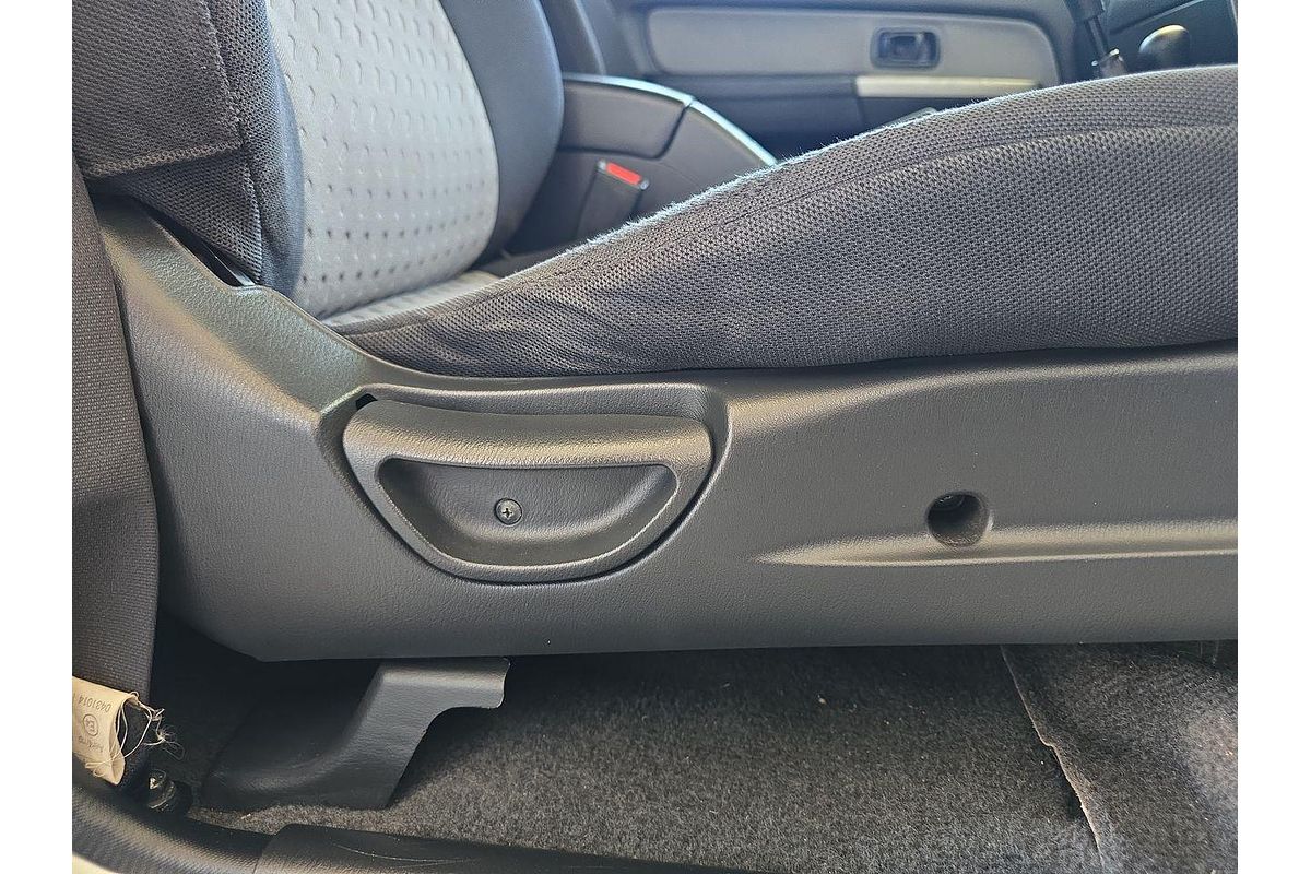 2014 Nissan Navara ST-R D22 4X4