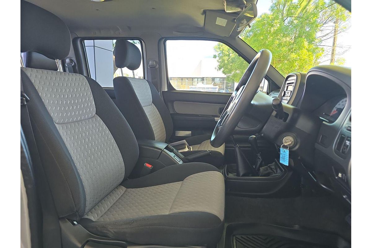 2014 Nissan Navara ST-R D22 4X4