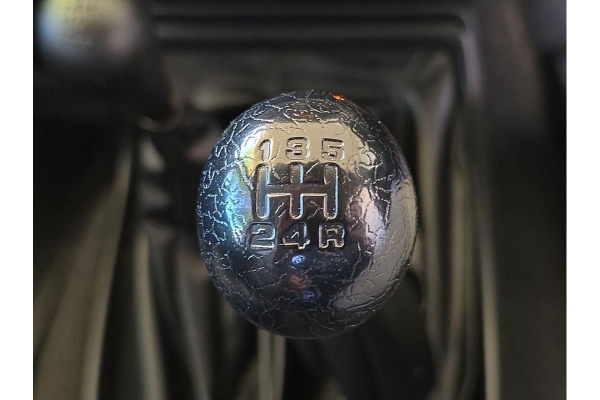 2014 Nissan Navara ST-R D22 4X4