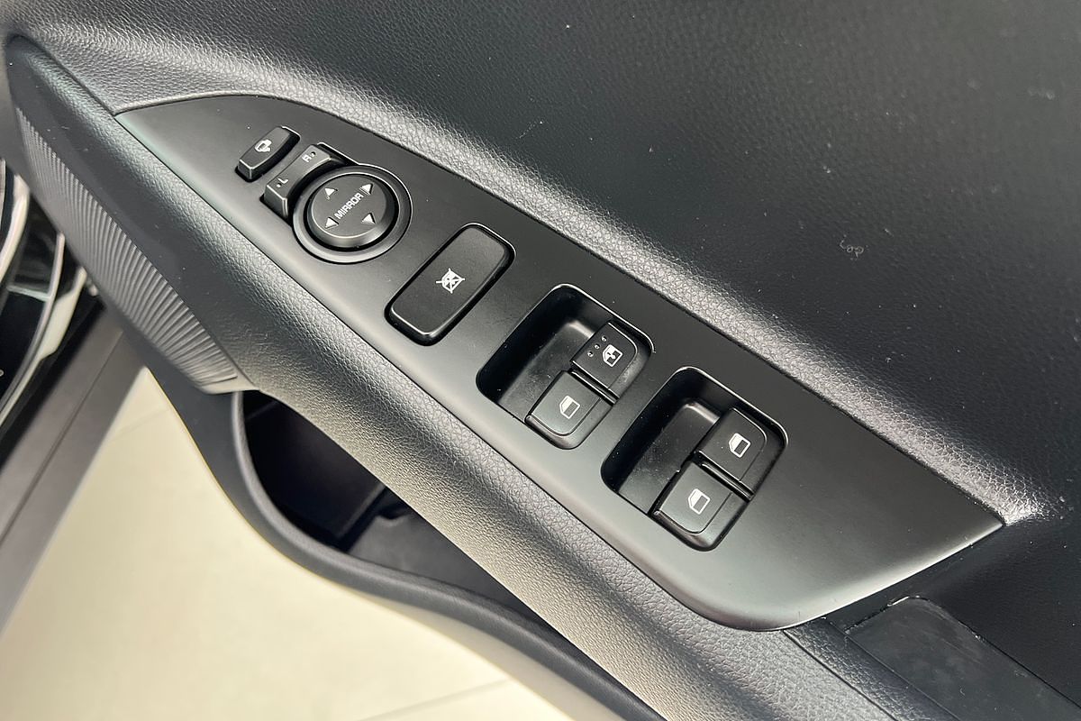 2023 Kia Stonic Sport YB