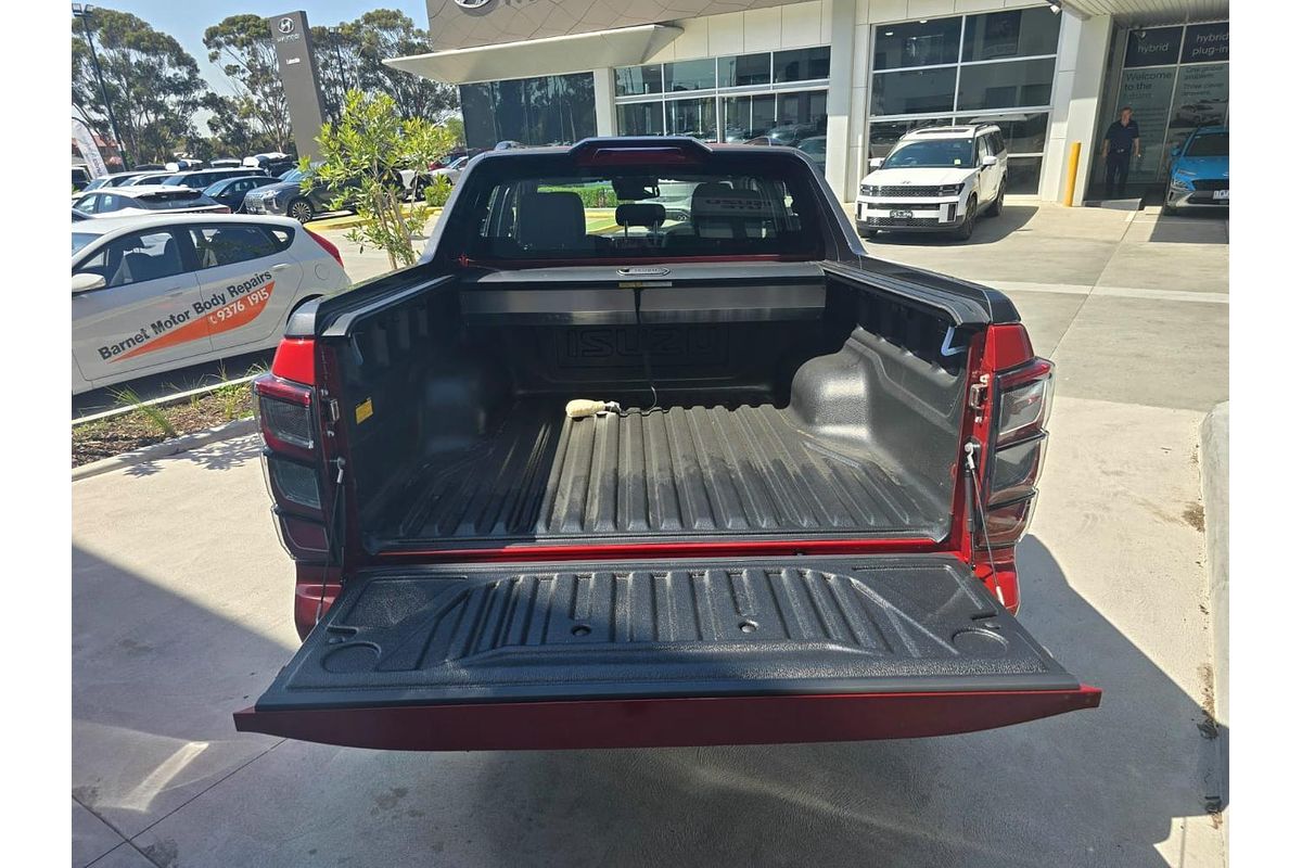 2025 Isuzu D-MAX X-TERRAIN 4X4