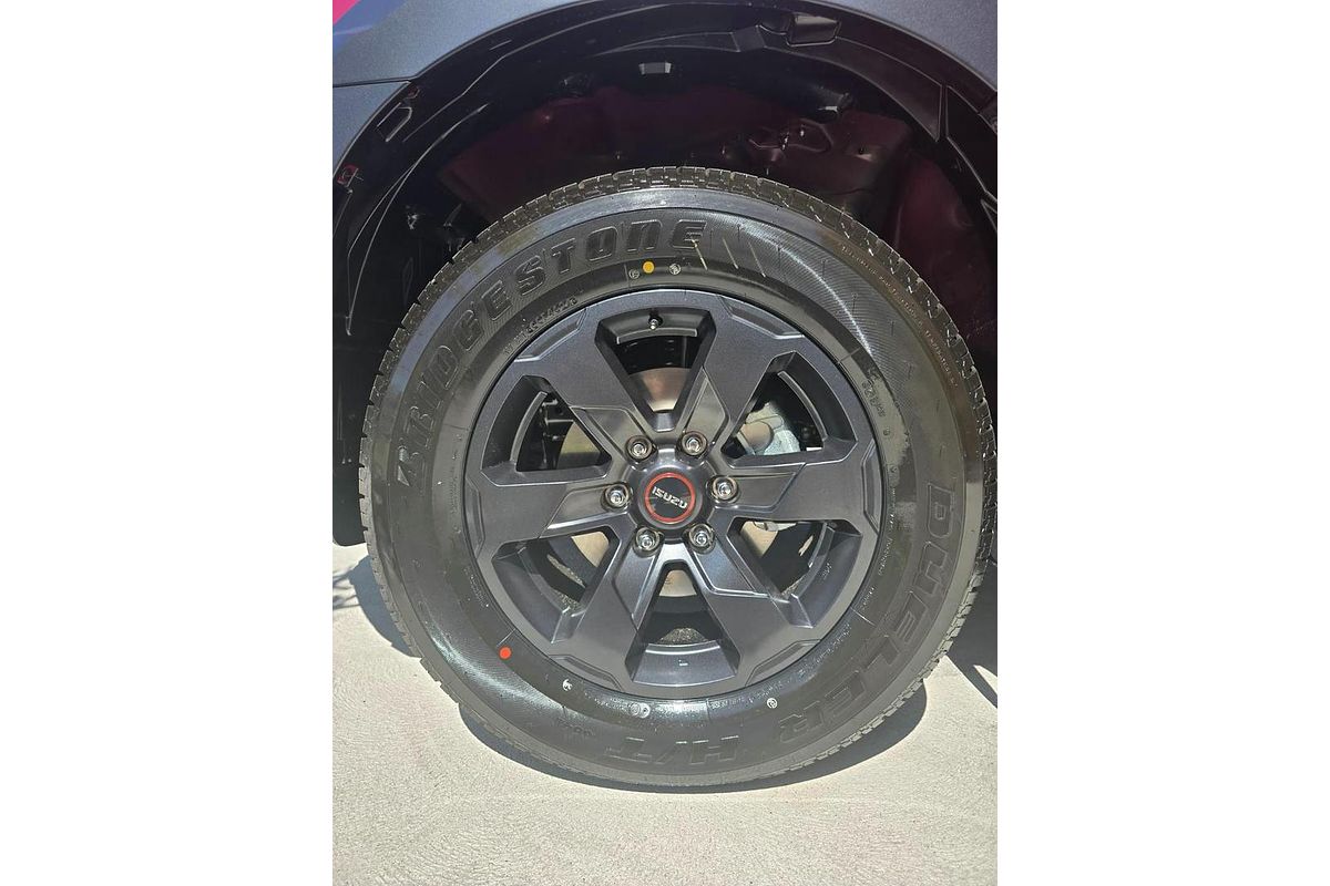 2025 Isuzu D-MAX X-TERRAIN 4X4