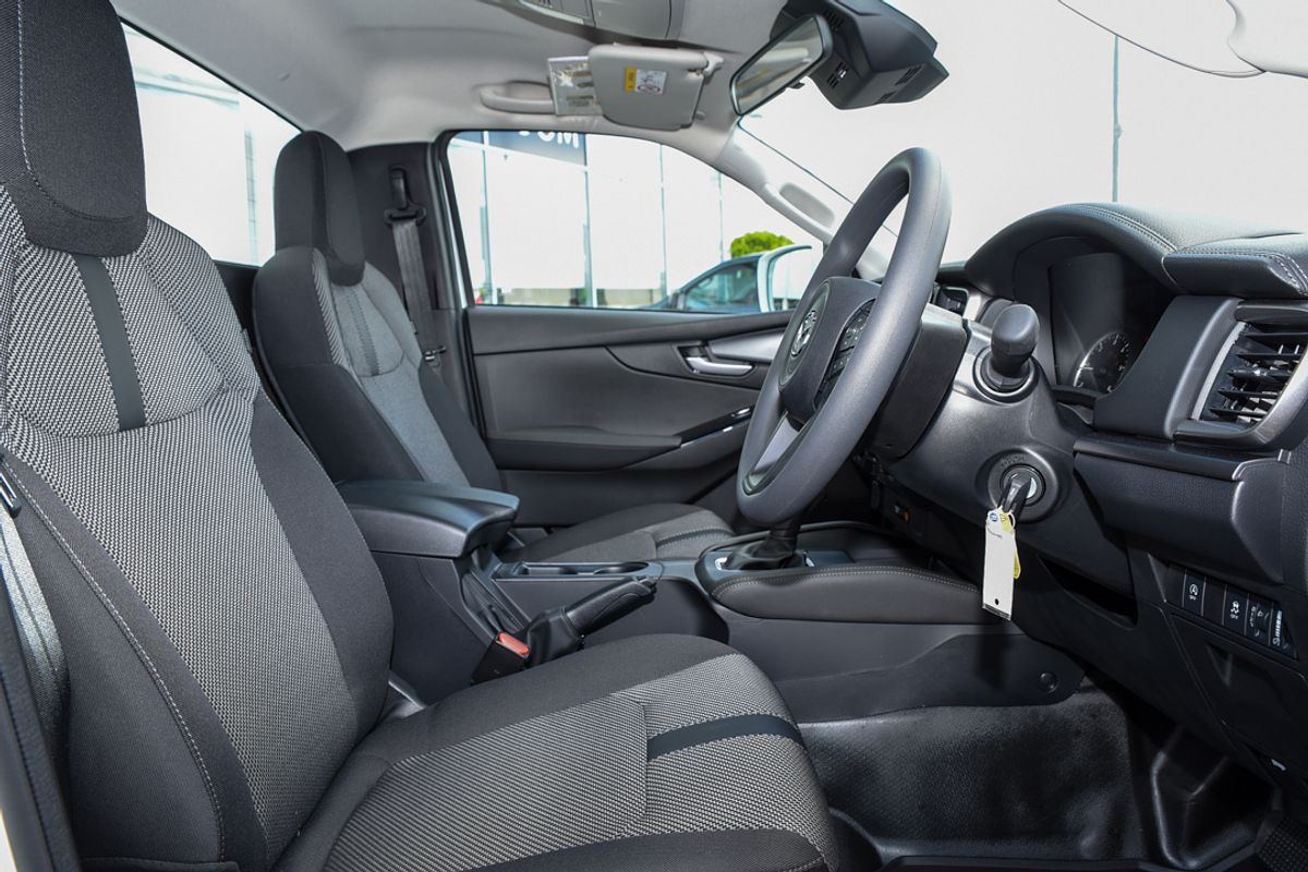 2025 Mazda BT-50 XS TF Rear Wheel Drive