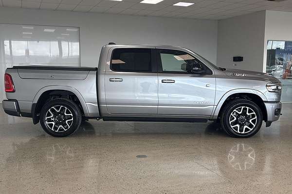 2025 RAM 1500 Laramie Sport Hurricane SO RamBox DT 4X4 SWB